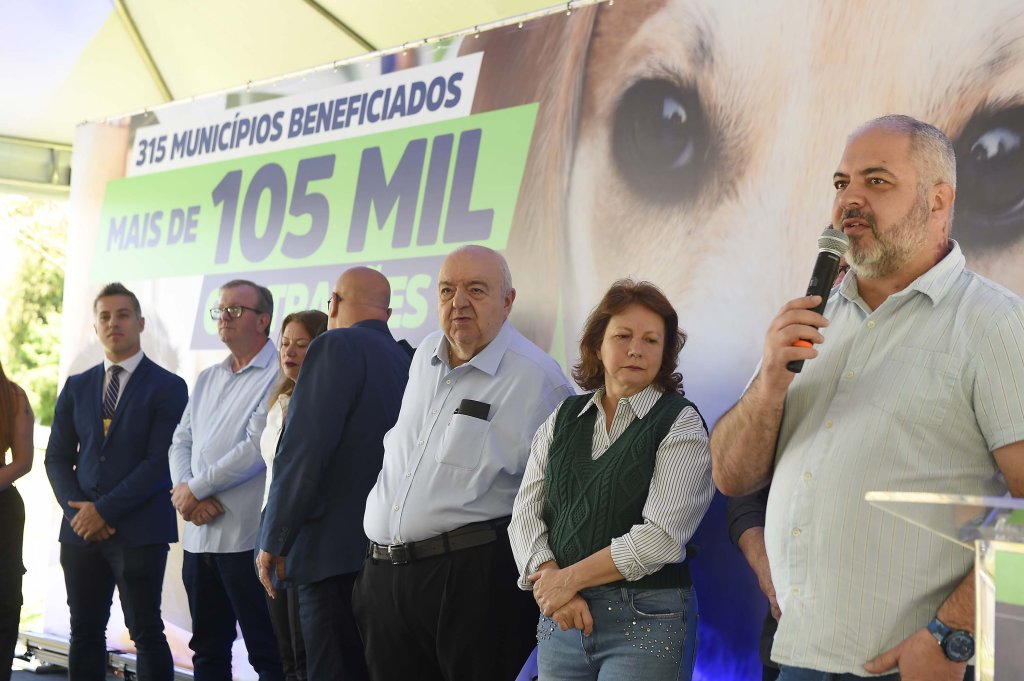 🎉 Cerro Azul foi contemplado no maior ciclo do CastraPet Paraná! 🐶🐱